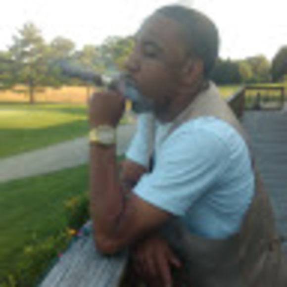 Meet your Posher, Vito - Picture 1 of 1